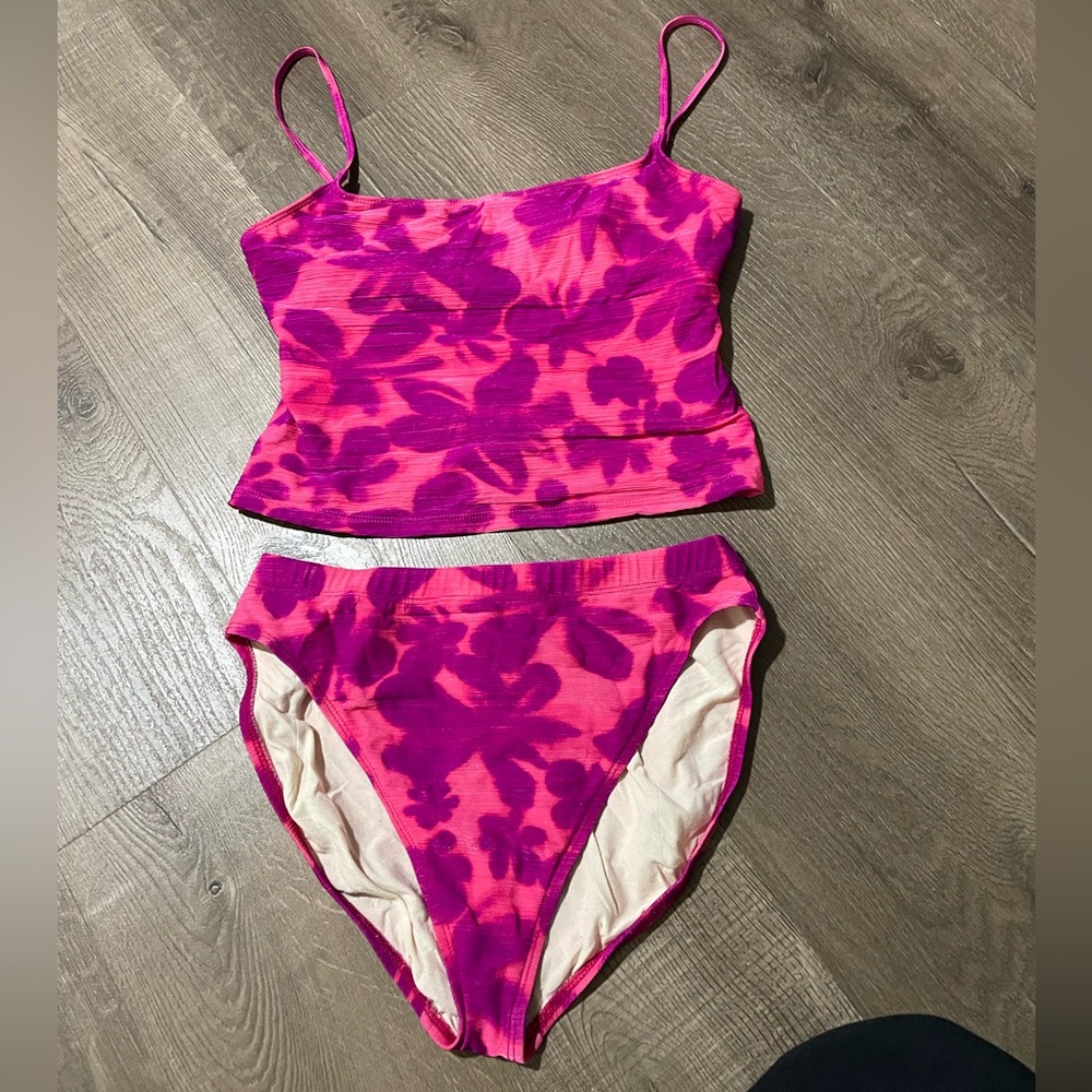 La Blanca Tankini size 12